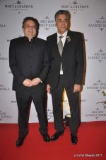 at Abu Jani and Sandeep Khosla_s 25th year bash in Grand Hyatt, Mumbai on 8th Nov 2011 (193).JPG